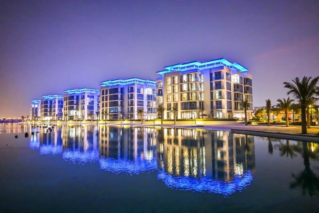 Ferienwohnung Luxe Shortlet - 1Br Oasis By Crystal Lagoon In District One Meydan Dubai Exterior foto